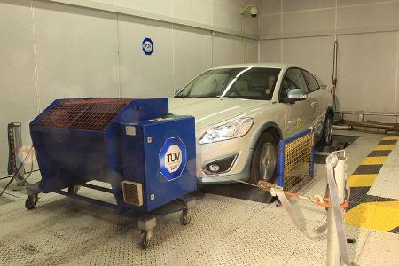 Elektroauto Volvo C30 Electric, TÜV-Prüfstand