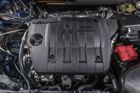 Mitsubishi Outlander 2.2 Di-D 4WD, Motor