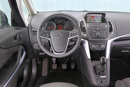 Opel Zafira Tourer 2.0 CDTi, Cockpit, Lenkrad