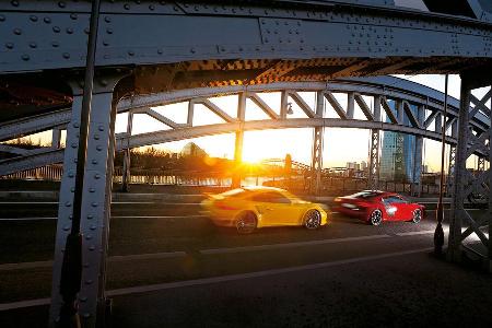 Audi R8 V10 5.2 FSI Quattro, Porsche 911 Turbo, Seitenansicht