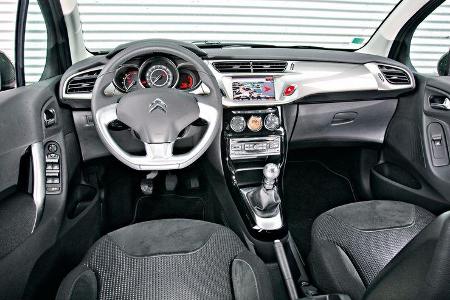 Citroën C3 e-HDi 110 Exclusive, Cockpit