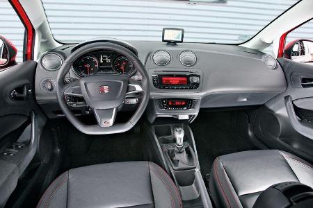 Seat Ibiza 1.6 TDI CR FR, Cockpit