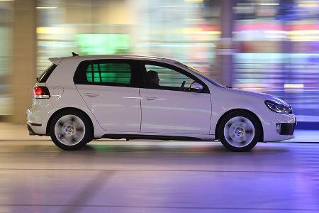 VW Golf GTI vs Golf GTD