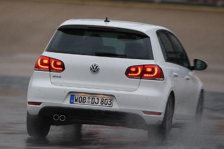 VW Golf GTI vs Golf GTD