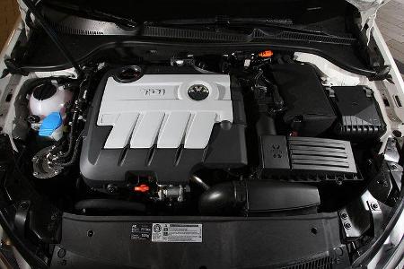 VW Golf GTI vs Golf GTD