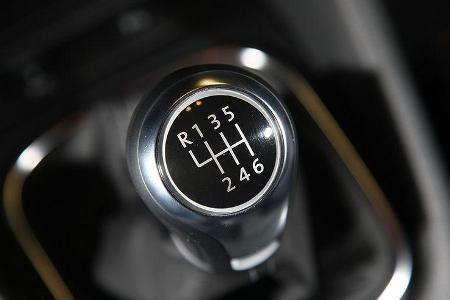 VW Golf GTI vs Golf GTD