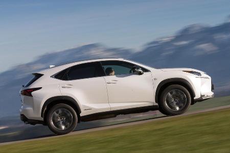 Lexus NX 300h E-Four F SPORT, Seitenansicht