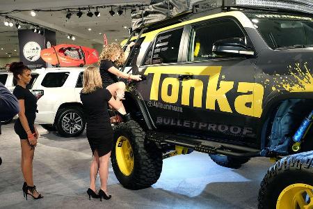 New York Auto Show 2040