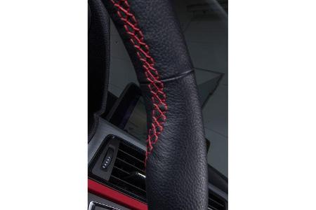 BMW 318d Touring, Lenkrad, Detail