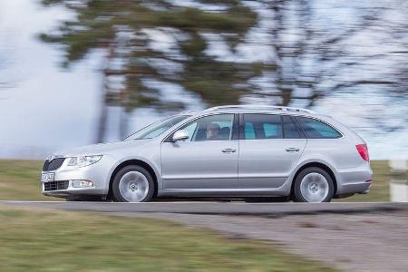 Skoda Superb Combi 2.0 TDI, Seitenansicht