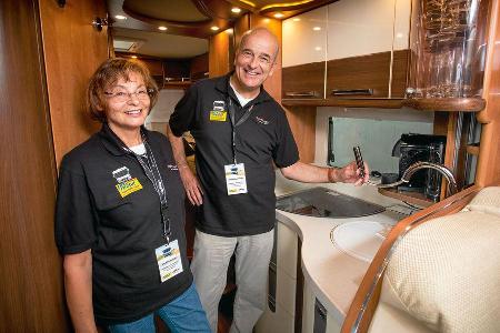 Einzeltest: Aktion, Lesert testen Carthago Chic C-Line, Irene und Wilfried Zitzelsberger