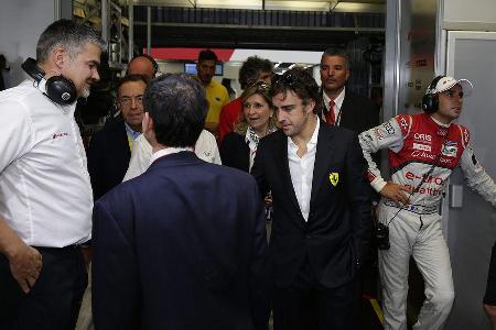 Fernando Alonso - 24h-Rennen - Le Mans 2014 - Audi - Box