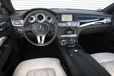 03/11 aumospo 07/2011 Mercedes CLS 350, Innenraum