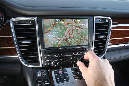03/11 aumospo 07/2011 Porsche Panamera, Navigationssystem