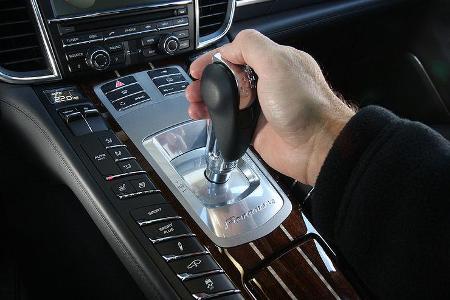 03/11 aumospo 07/2011 Porsche Panamera, Schalthebel