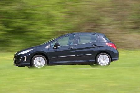 Peugeot 308 98 VTi Access, Seitenansicht