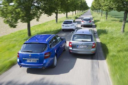 Skoda Superb, Mazda 6 Kombi, Renault Laguna Grandtour, Opel Insignia Sports Tourer