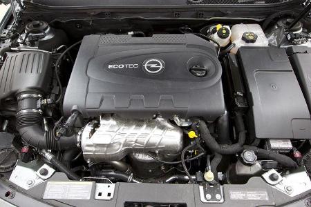 Opel Insignia Sports Tourer, Motor