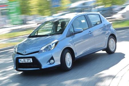 Toyota Yaris 1.5 VVT-i Hybrid Life, Frontansicht