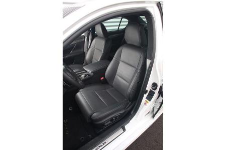 Lexus GS 450h F-Sport, Fahrersitz
