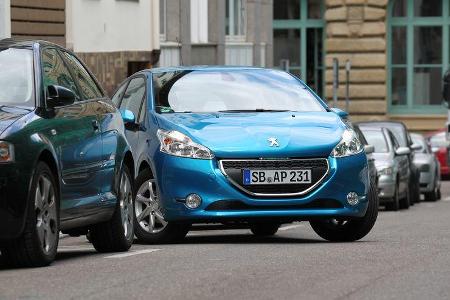 Peugeot 208, Frontansicht, Einparken