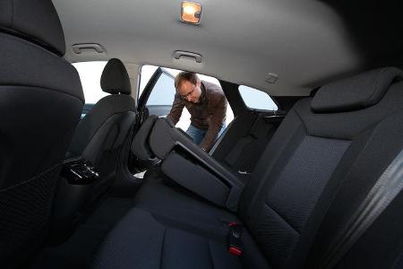 Hyundai i40 cw, Fond