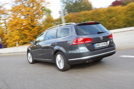 Der VW Passat variant hat mit 6,7 Liter pro 100 Kilometer den niedrigsten Verbrauch im Test.