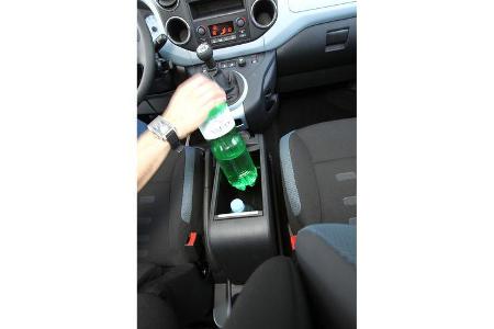Citroën Berlingo, Mittelkonsole, Flaschenhalter