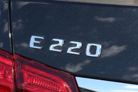 Mercedes E 220 Bluetec, Typenbezeichnung