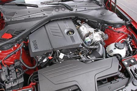 BMW 118i, Motor