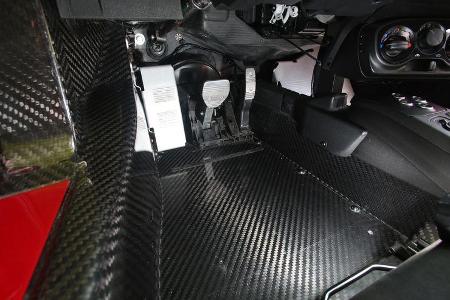 Alfa Romeo 4C, Pedalerie