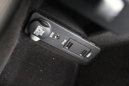 Jaguar XJ 3.0 D, Anschlsse