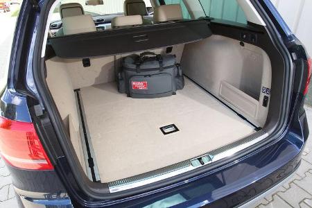 VW Passat Alltrack 2.0 TDI 4Motion, Kofferraum, Ladefläche