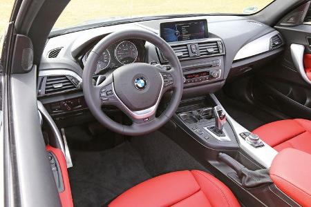 BMW M135i x-Drive, Cockpit, Lenkrad