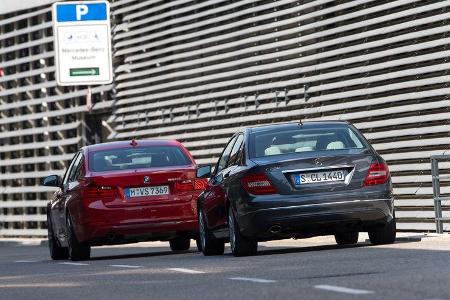 BMW 320i, Mercedes C 200, Heckansicht