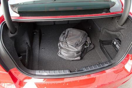 BMW 320i, Kofferraum