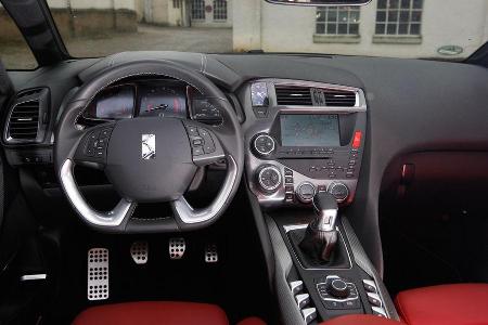 Citroen DS5 THP 200, Cockpit