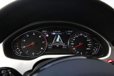 Audi A8 4.0 TFSI quattro, Rundinstrumente