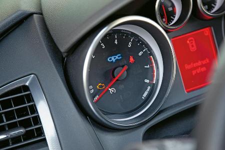 Opel Astra OPC, Rundinstrument