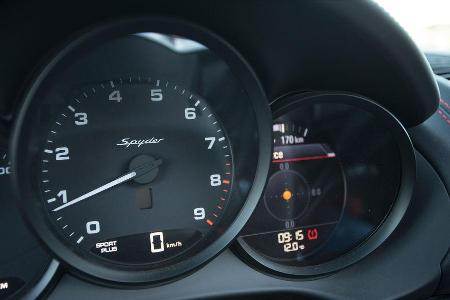 Porsche Boxster Spyder, Rundinstrumente