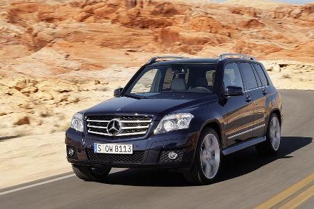 Mercedes GLK: Nicht rundgelutscht, sondern erstaunlich eckig und nutzwertig wirkt der neue kleine Mercedes-SUV auf Basis der...