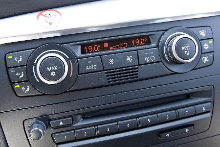 Auch die Qualitätsanmutung des 1er überzeugt mehr.