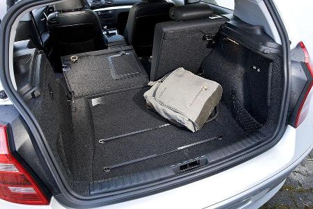 ... 118i (330 Liter) schenken sich wenig.