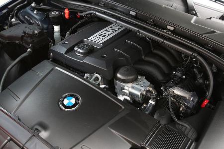 Träger Vierzylinder im Bug.