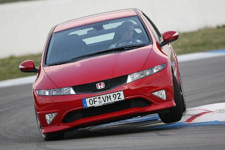 ... sorgt im Civic ein Sportmotor alter Schule für Unterhaltung.