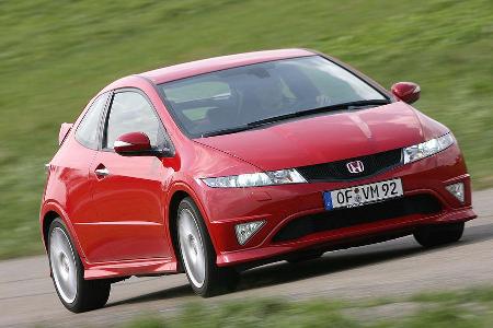 Die Sechsgang-Box schaltet präzise.