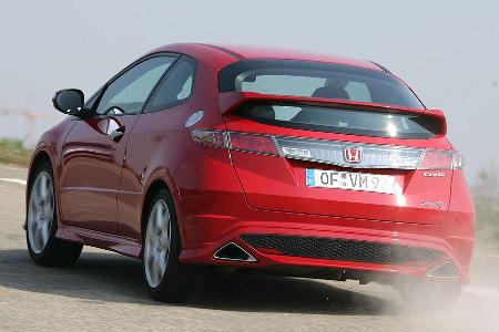 Er ist aber nicht schneller als der erwachsenere GTI.