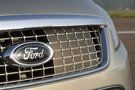 Die Ableger der US-Konzerne in Deutschland stehen wie ihre Mütter in einem harten Kampf, ...