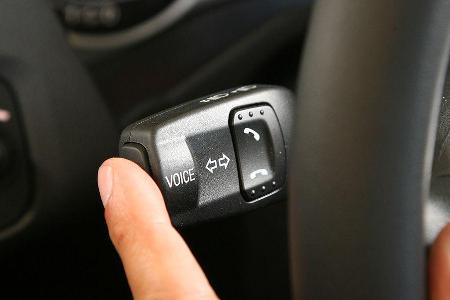 Die Sprachsteuerung ist weit entfernt von Topsystemen.