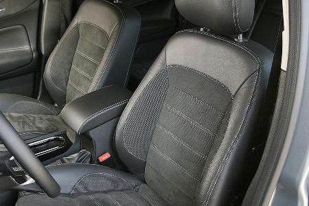 Nur Sitzriesen finden hier keine ganz ideale Position.